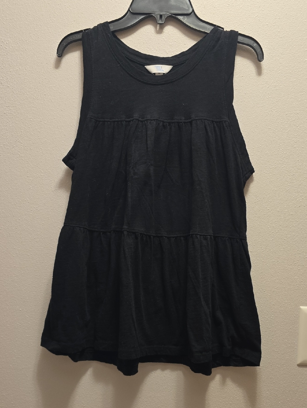 Time and Tru Black Sleeveless Tiered Tunic